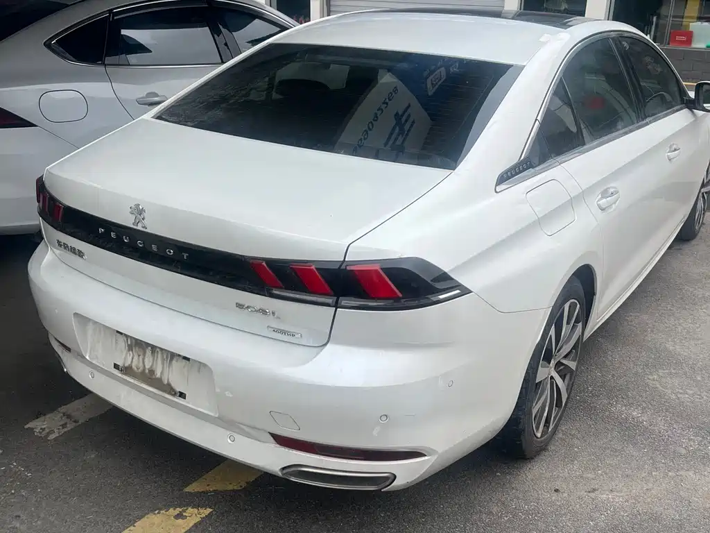 PEUGEOT 508