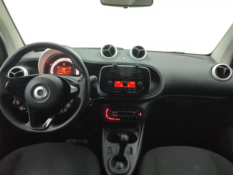 smart Smart Fortwo — миниатюра 12