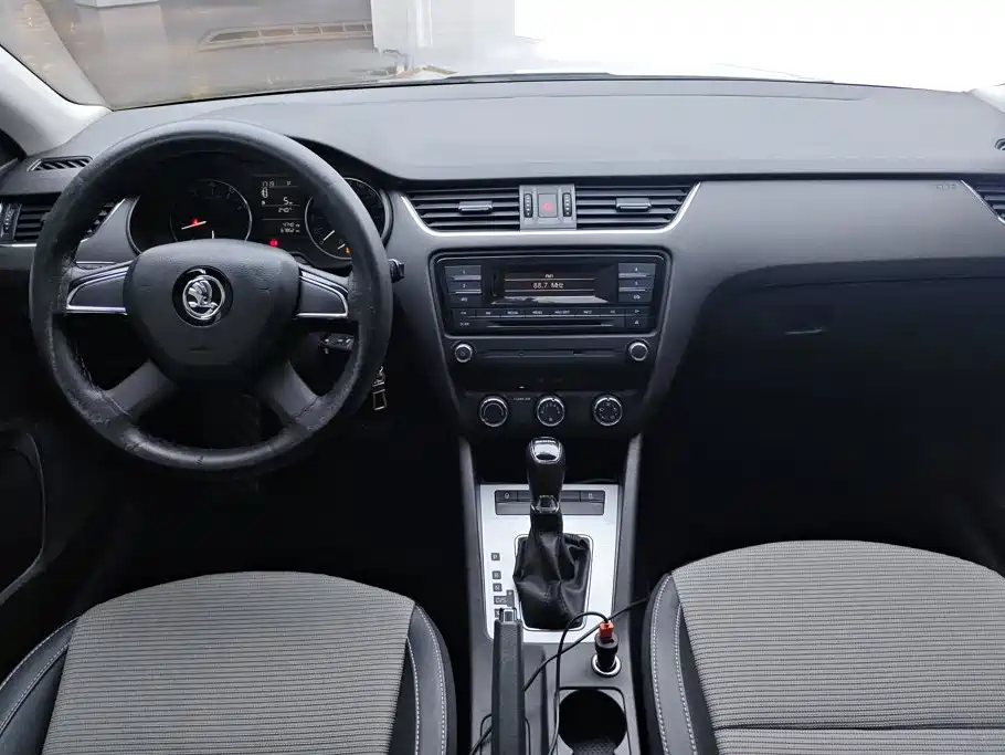 Skoda Octavia — миниатюра 12