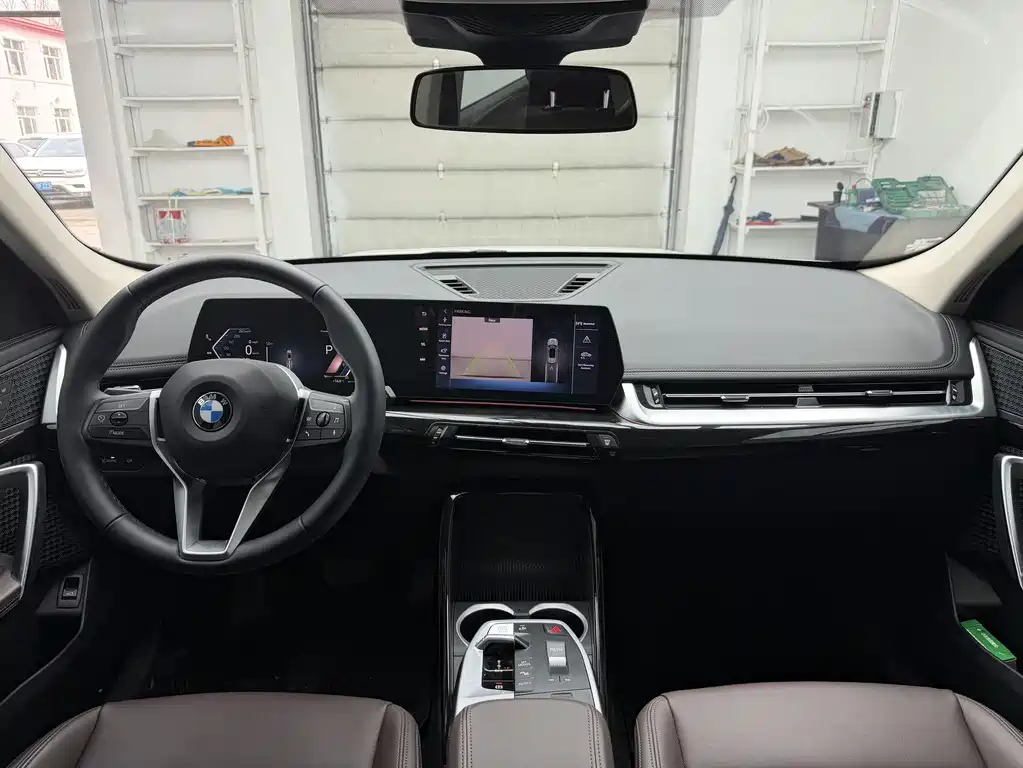 BMW X1 - фото 12