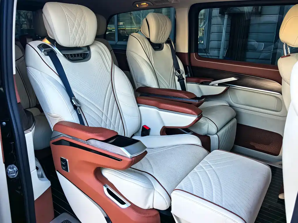 MERCEDES-BENZ V CLASS