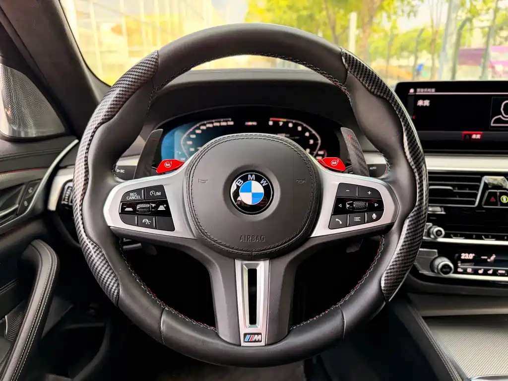 BMW M5 — миниатюра 17