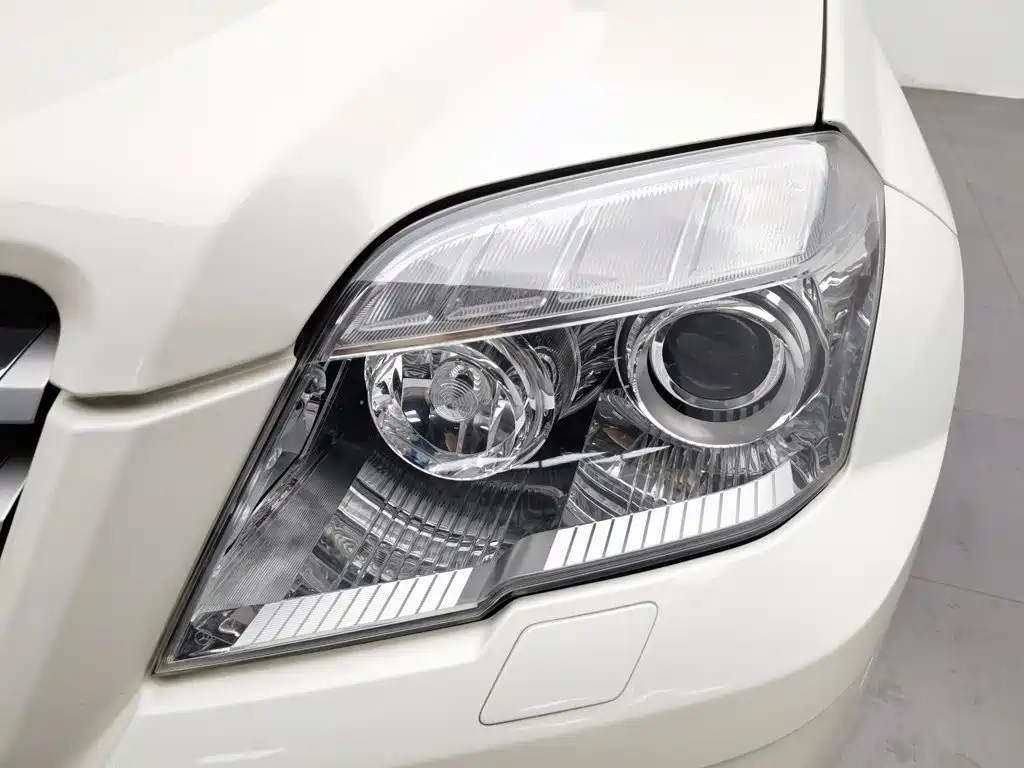 Mercedes-Benz GLK-Class — миниатюра 7