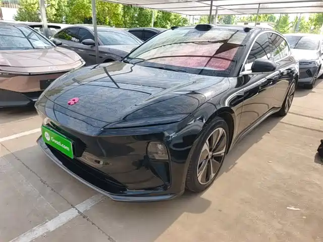 2025 Nio ET5