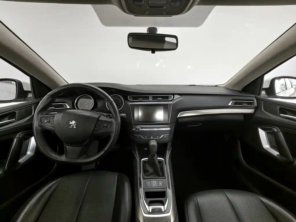 Peugeot 408 — миниатюра 5