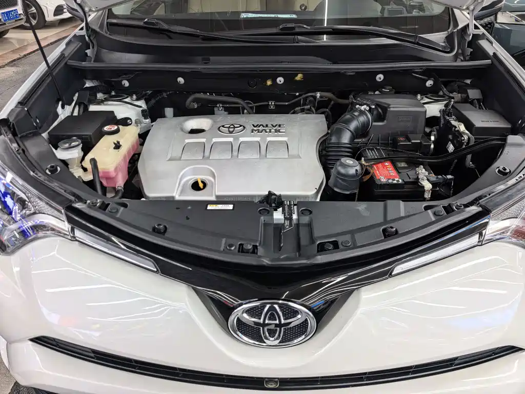 Toyota RAV4 — миниатюра 23