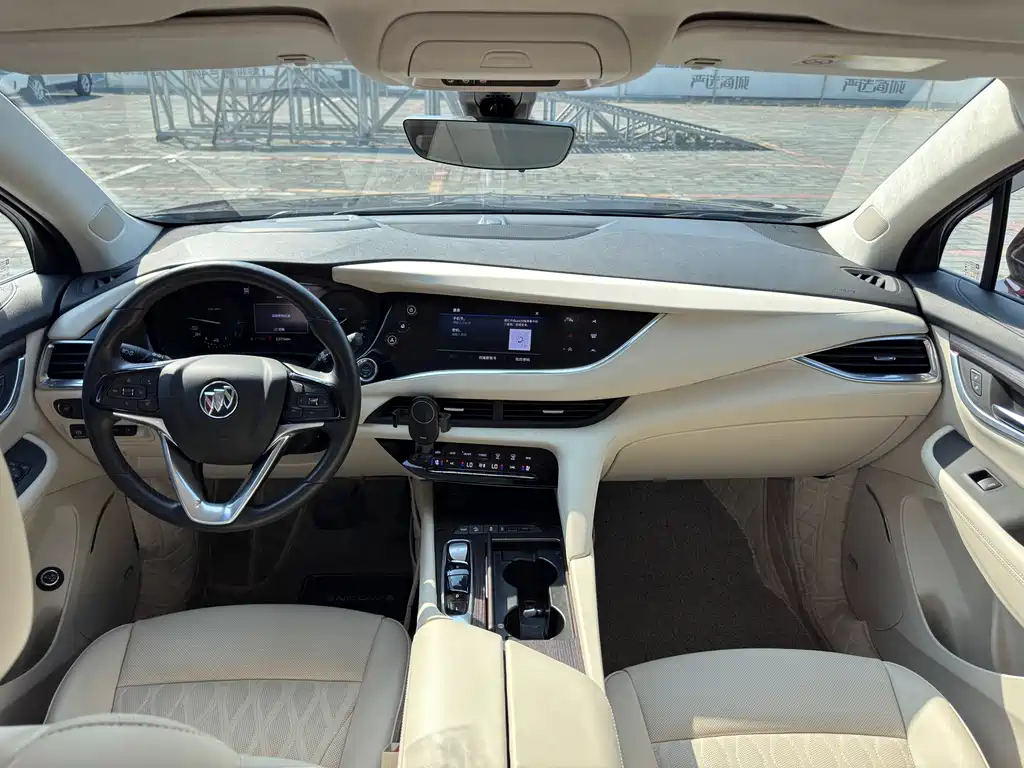 Buick Enclave — миниатюра 11