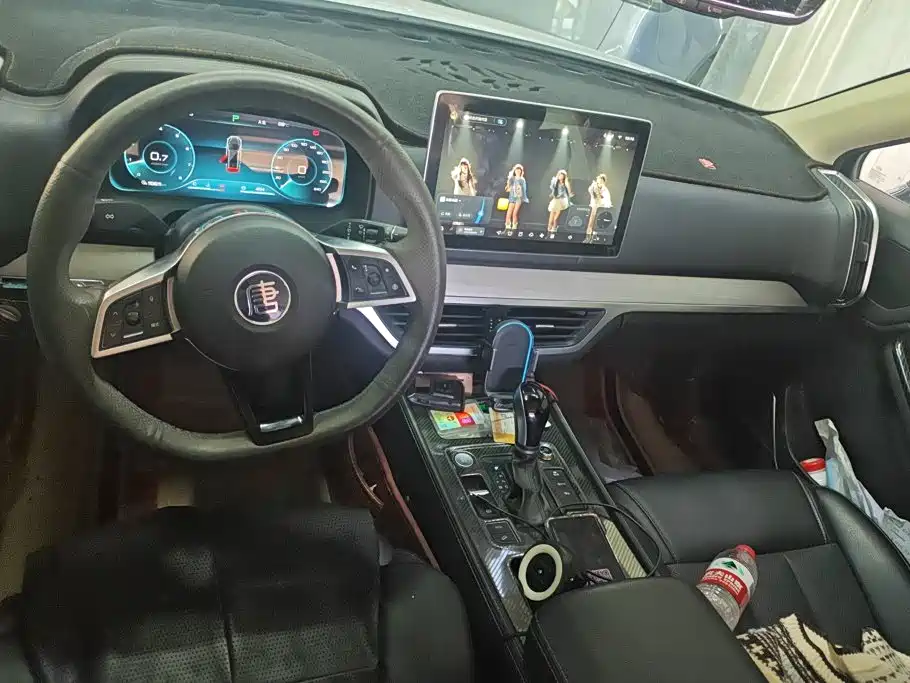 BYD Tang — миниатюра 12