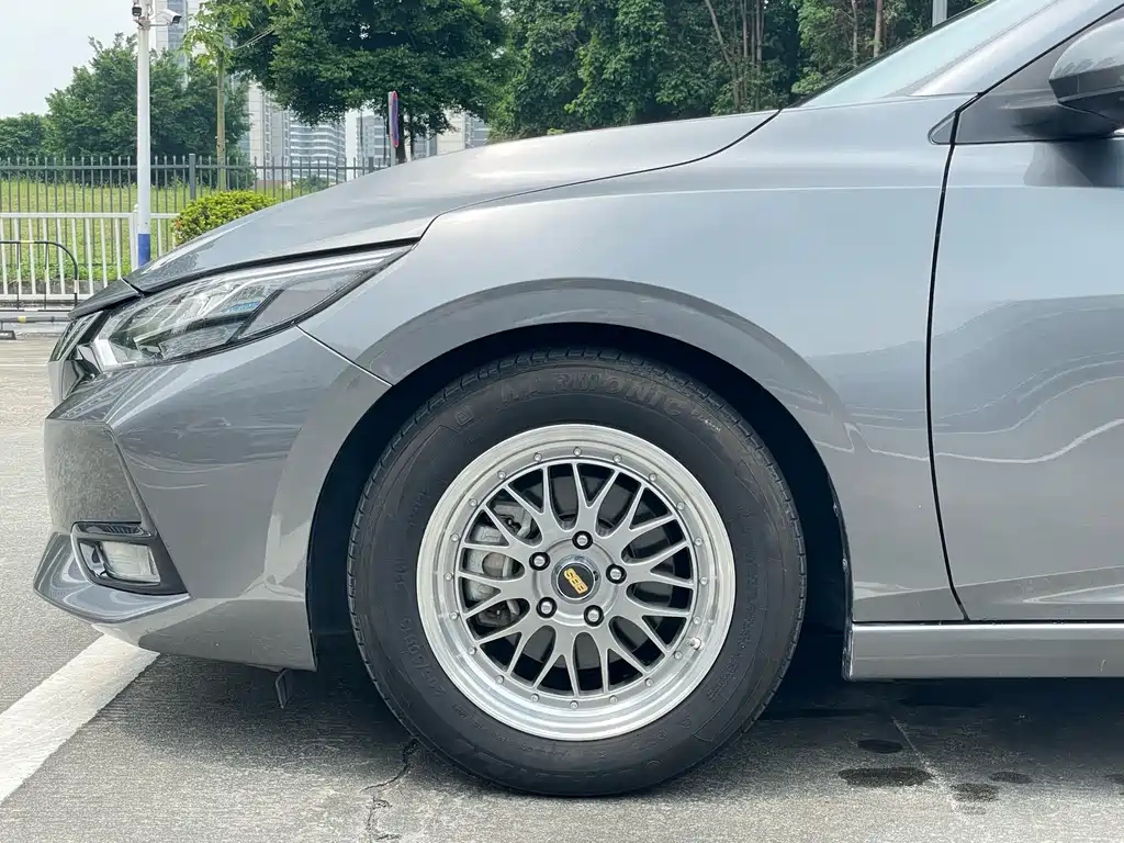 Nissan Sylphy — миниатюра 6