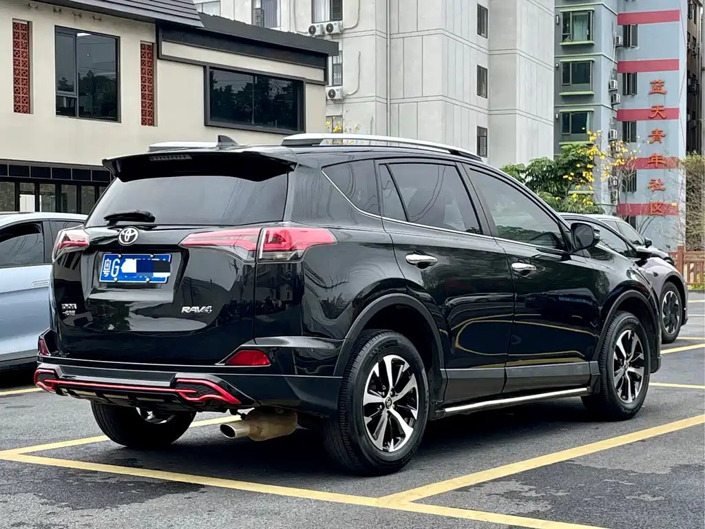 TOYOTA RAV4 RONGFANG
