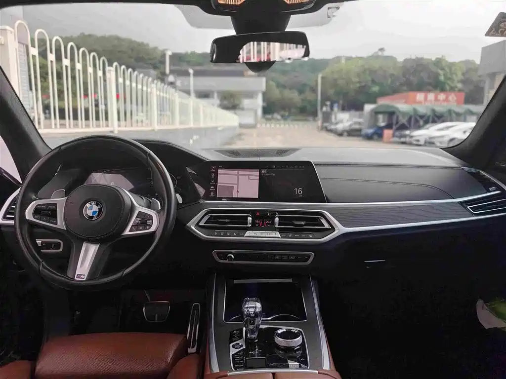 BMW X7 2021 xDrive40i Premium M Sport