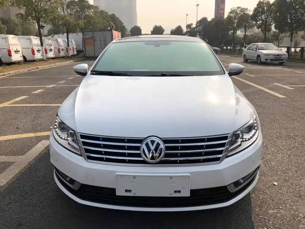 Volkswagen FAW - Passat CC CC 2013 2.0TSI Luxury