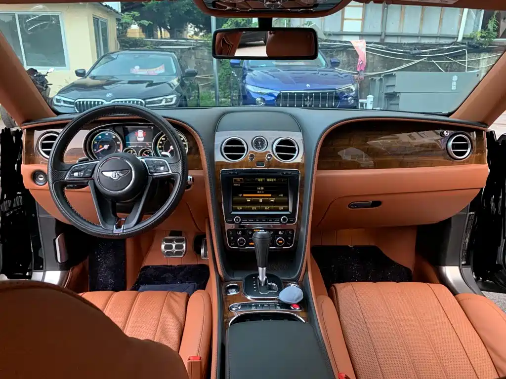 Bentley Flying Spur — фотографии объявления, Фото 11