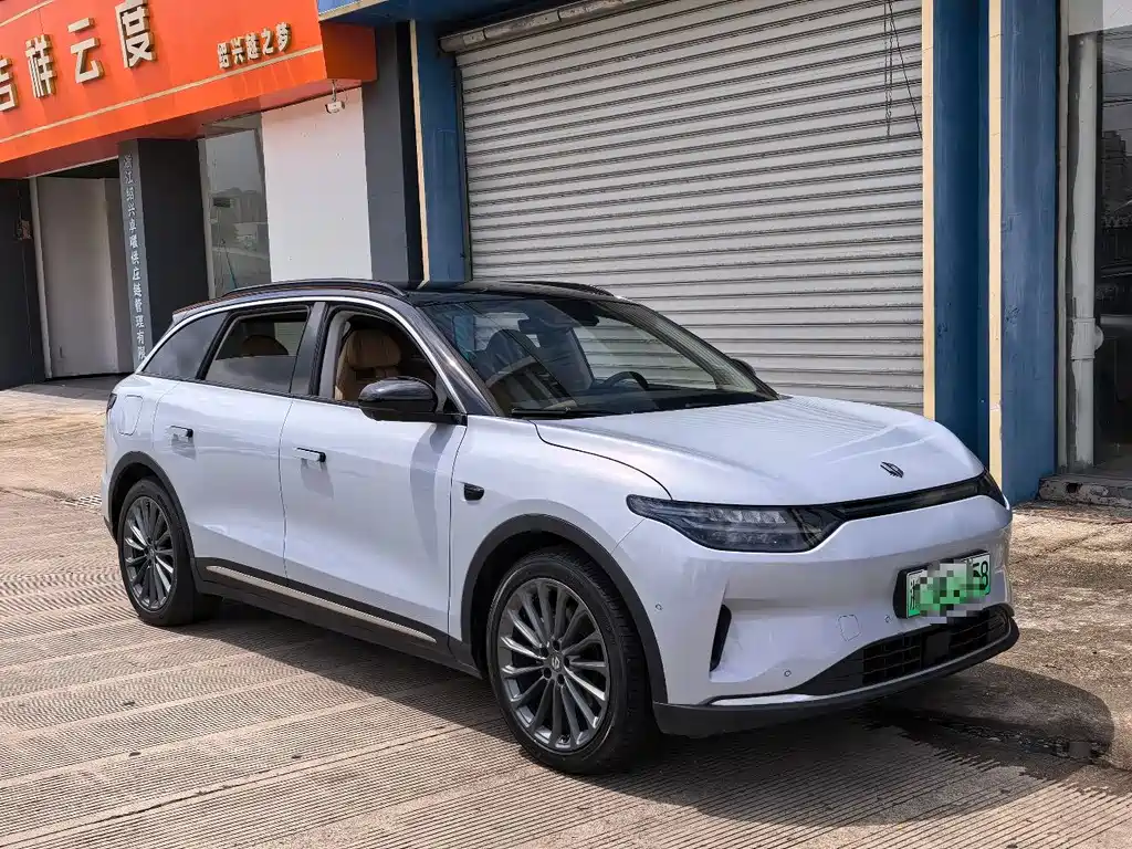 Leapmotor Leapmotor C11 — миниатюра 3
