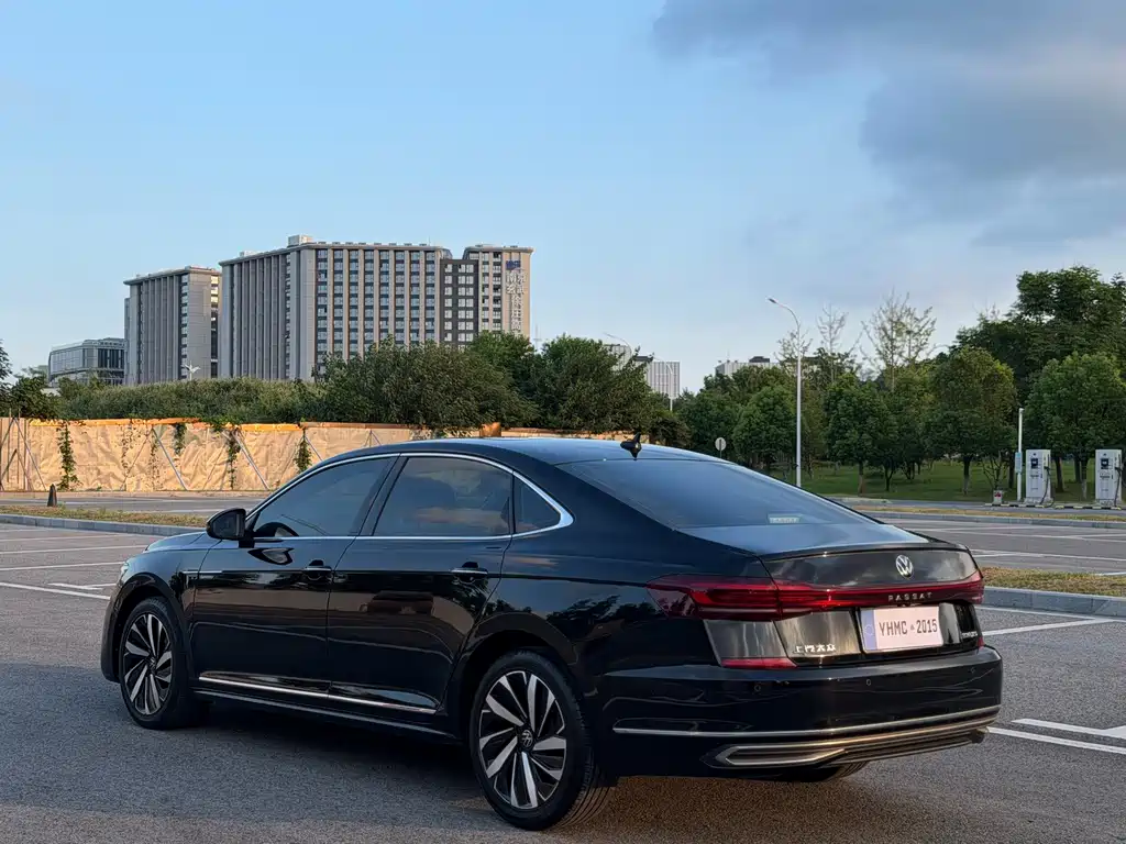 Volkswagen Passat — миниатюра 19