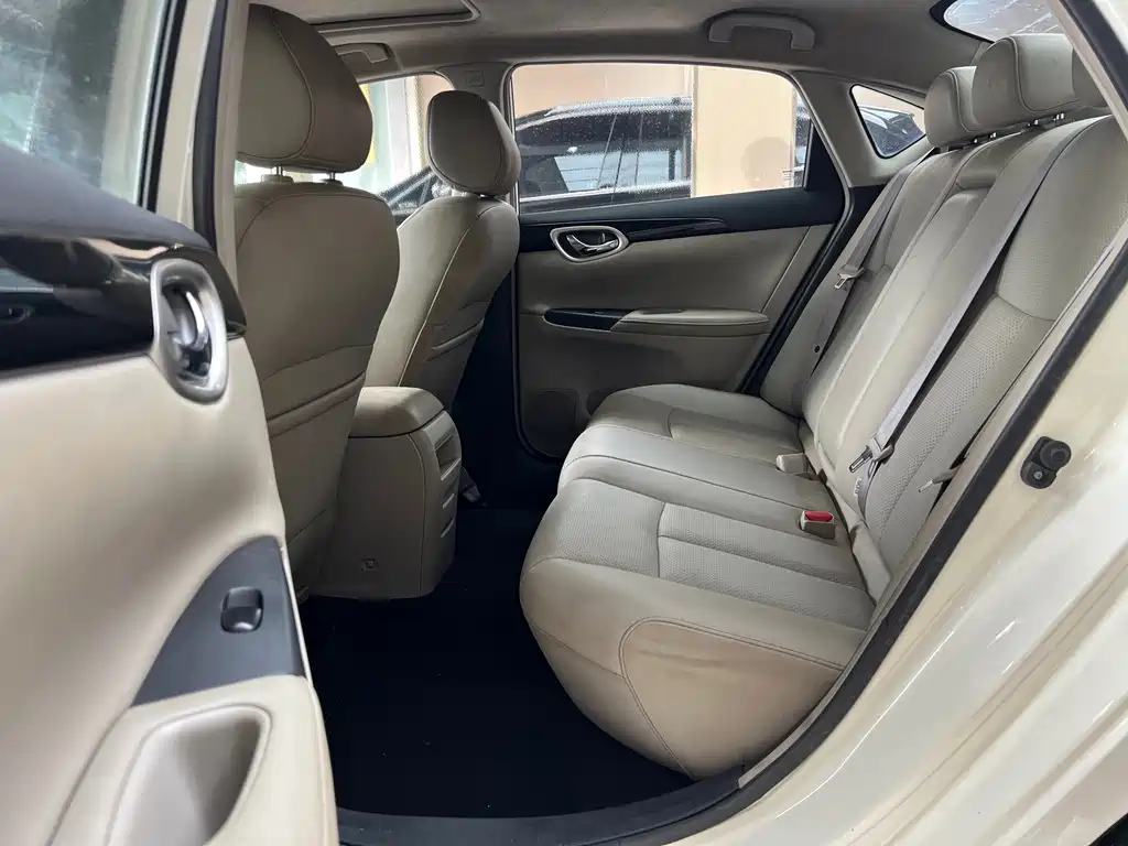 Nissan Sylphy — миниатюра 8
