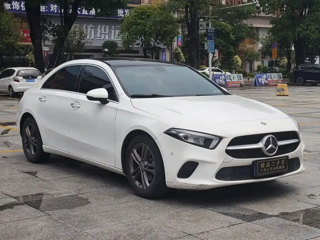 Mercedes-Benz A-Class — миниатюра 3