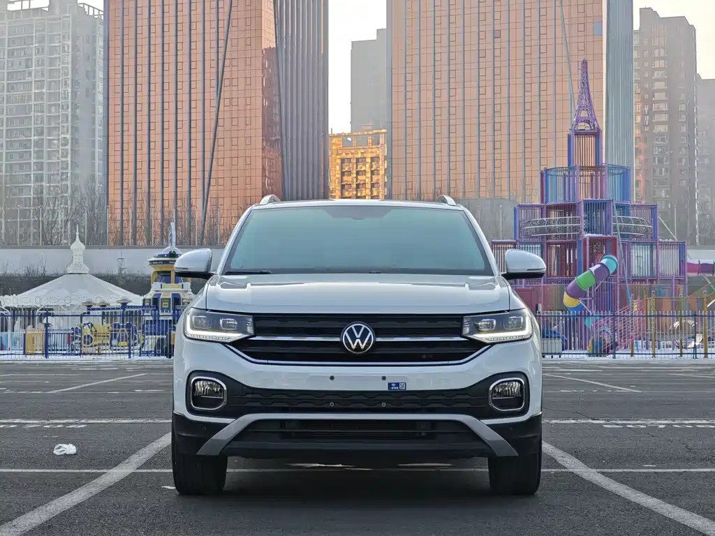 VOLKSWAGEN EXPLORING THE SHADOW