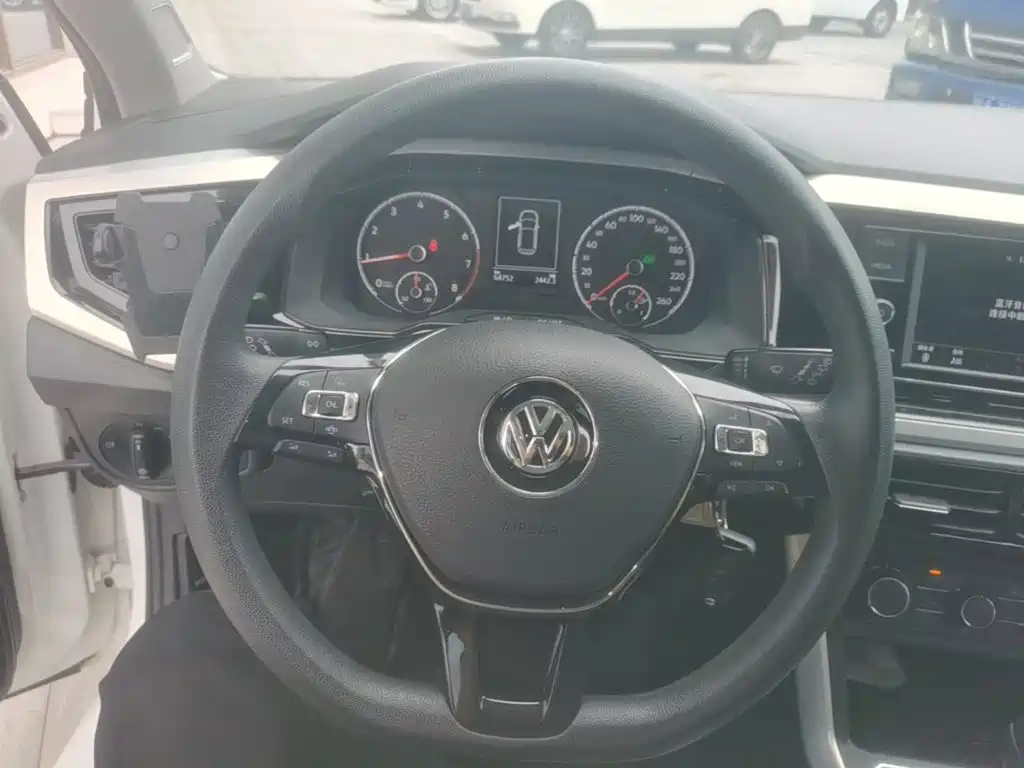 Volkswagen Polo — миниатюра 11