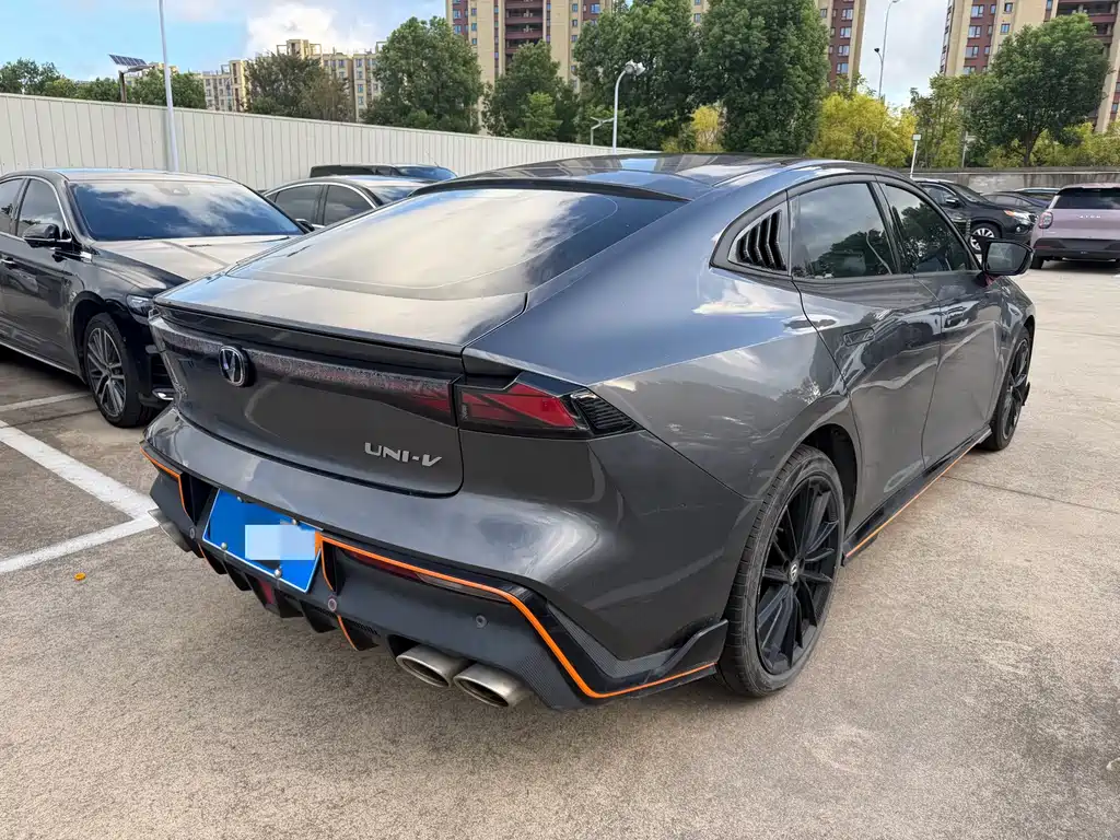 Changan UNI-V — миниатюра 12