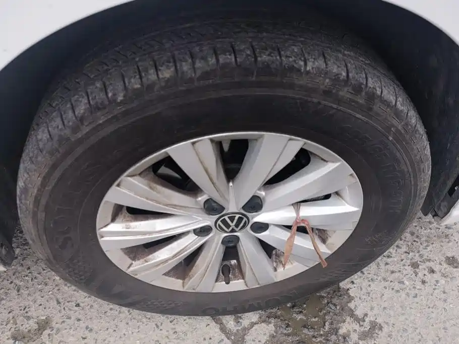 Volkswagen Lavida — миниатюра 6