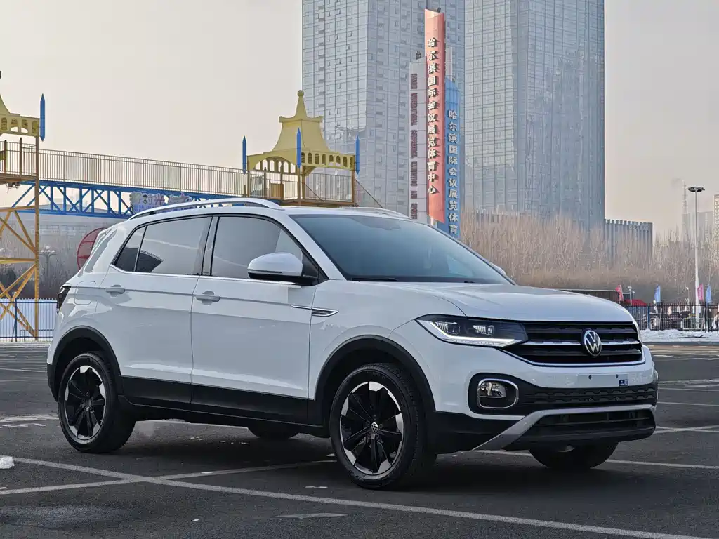 VOLKSWAGEN EXPLORING THE SHADOW