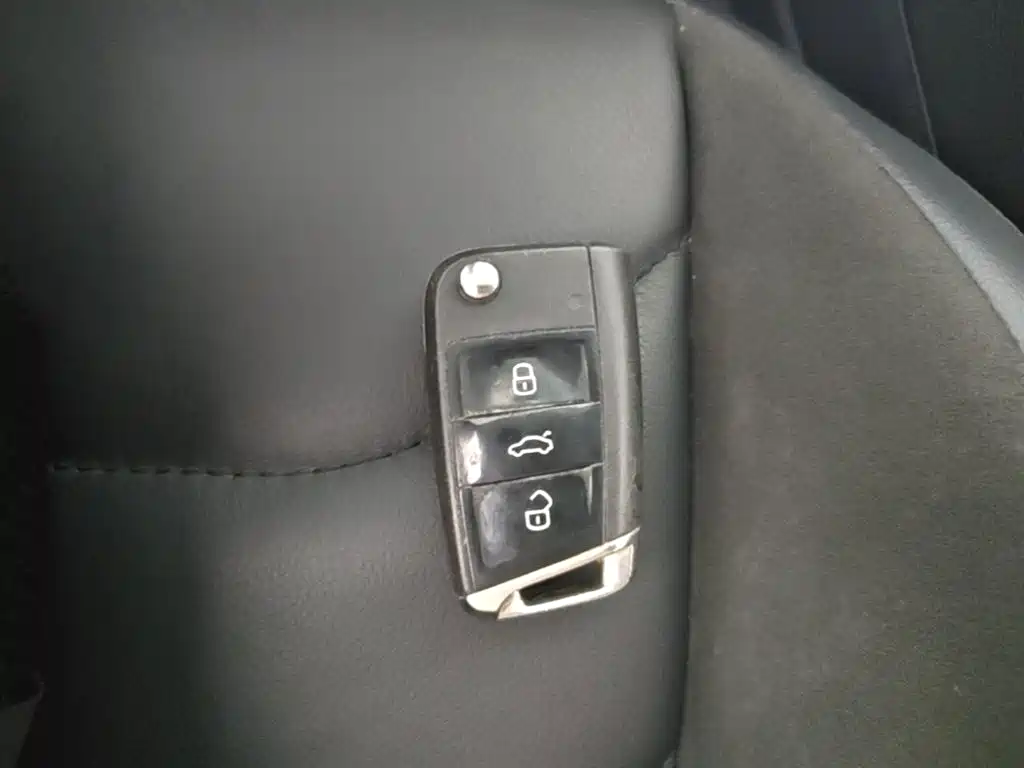 Volkswagen Tiguan L — миниатюра 9