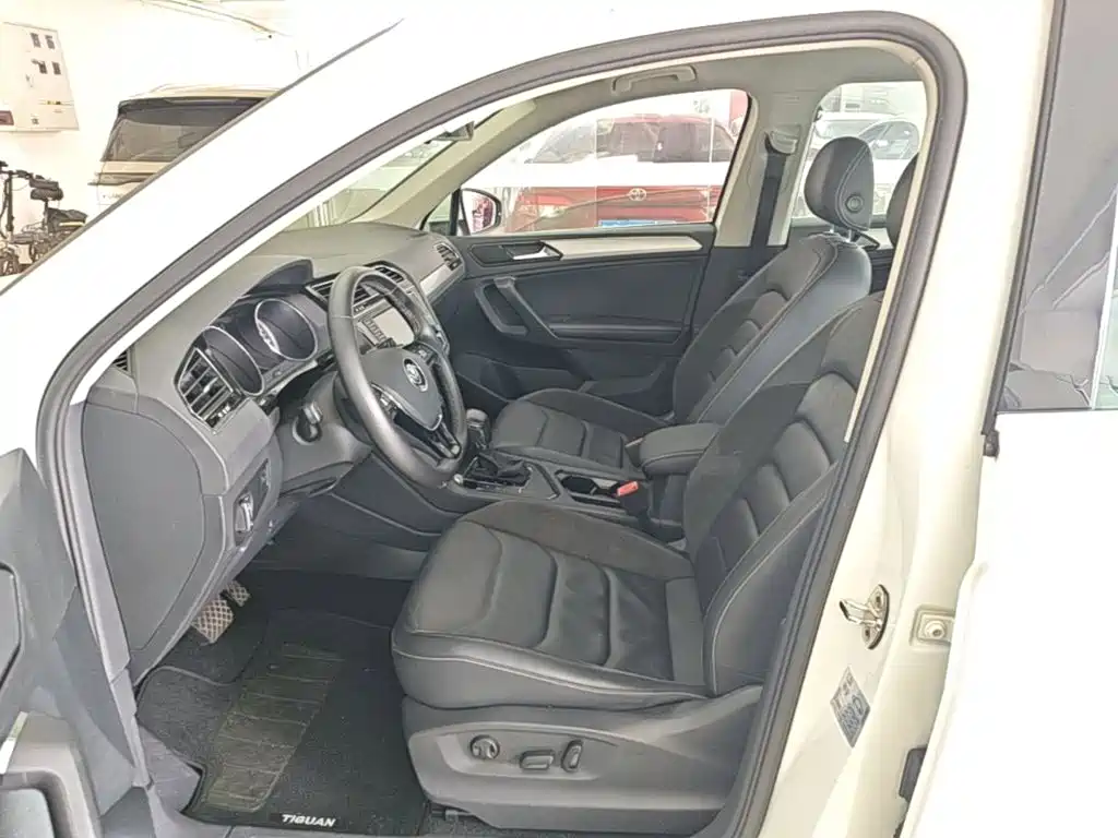 Volkswagen Tiguan L — миниатюра 15