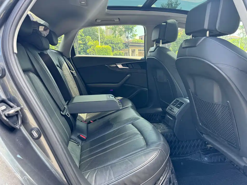 Audi A4L 2020 40 TFSI Fashion