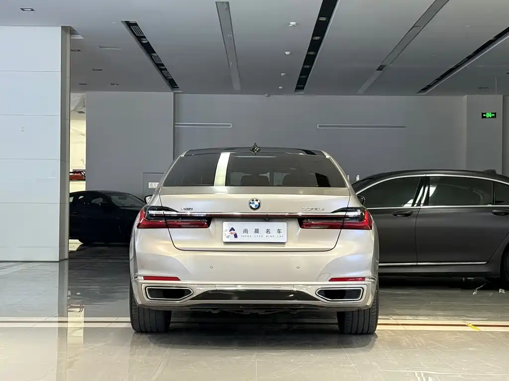 BMW 7 Series — миниатюра 15