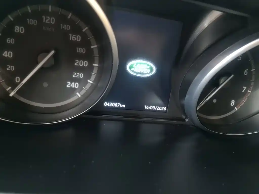 Land Rover Discovery Sport — миниатюра 12