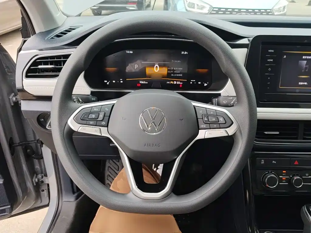 Volkswagen Tharu — миниатюра 11