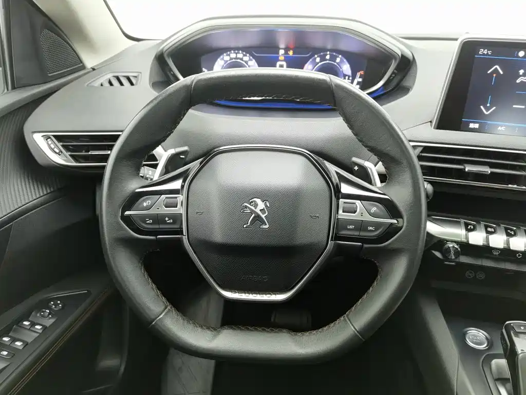 Peugeot 4008 — миниатюра 11