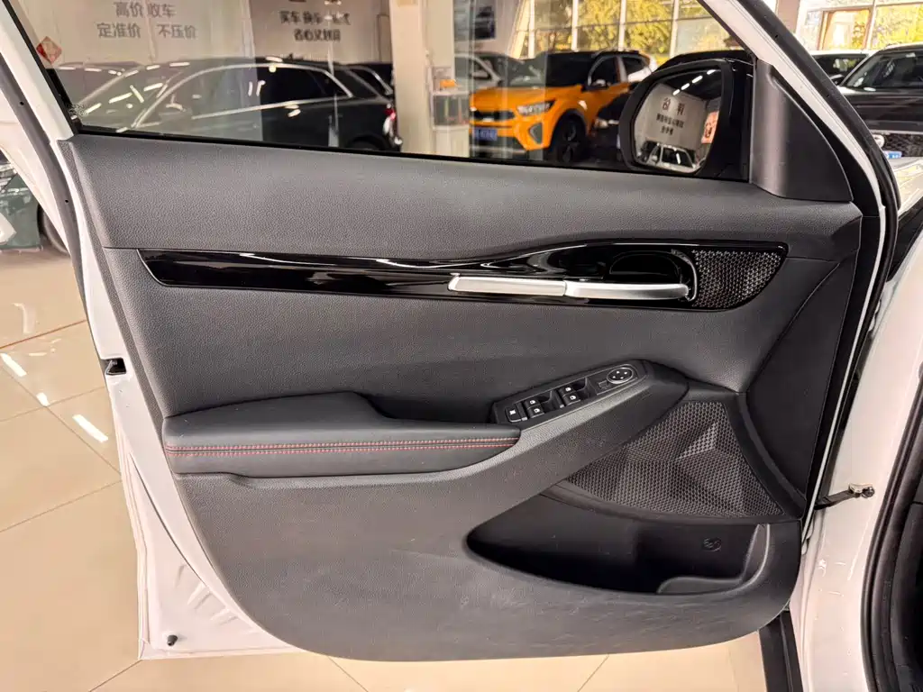 Kia KX3 — миниатюра 8