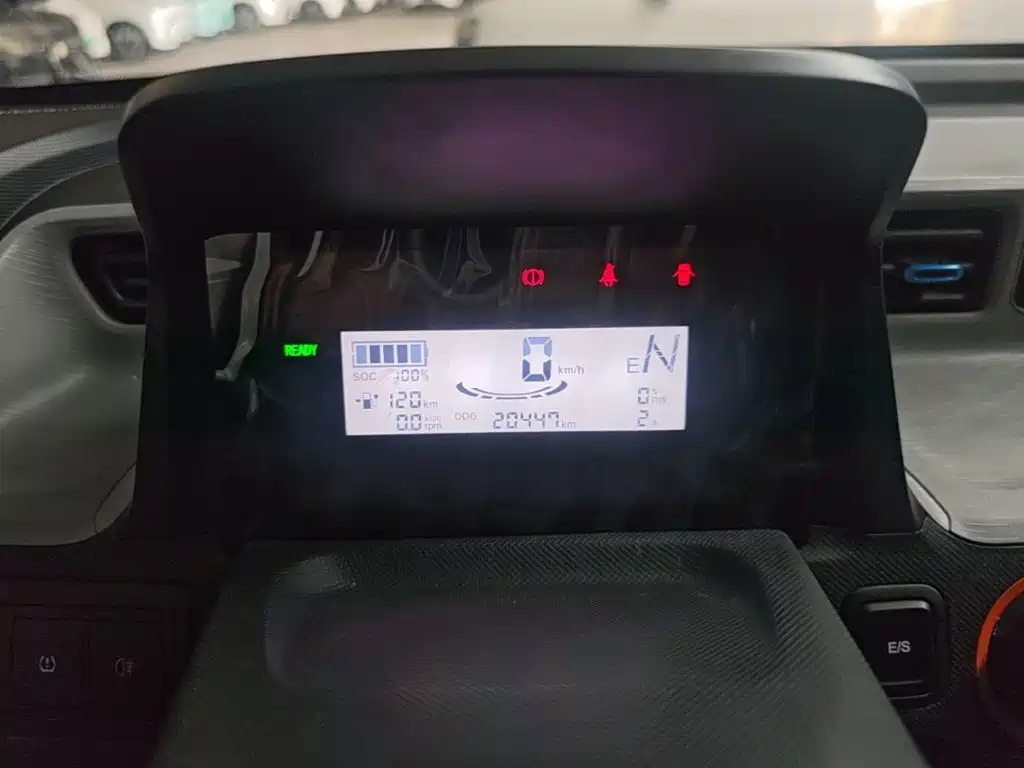 Wuling MINIEV — миниатюра 12
