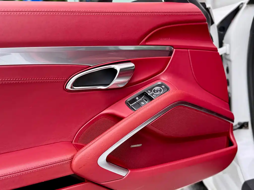 Porsche 718 2018 Cayman 2.0T