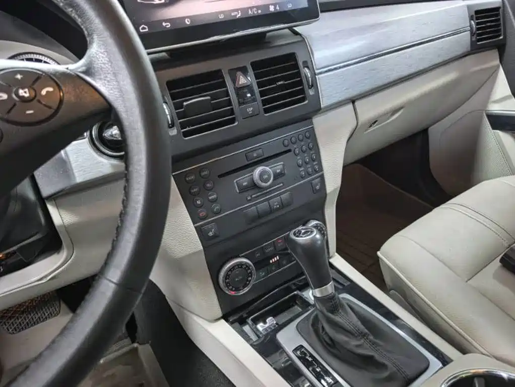 Mercedes-Benz GLK-Class (Import) — миниатюра 7
