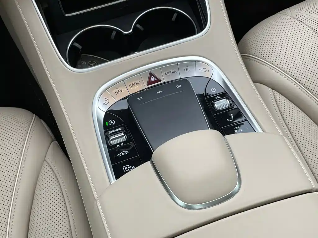 Mercedes-Benz S-Class — миниатюра 20