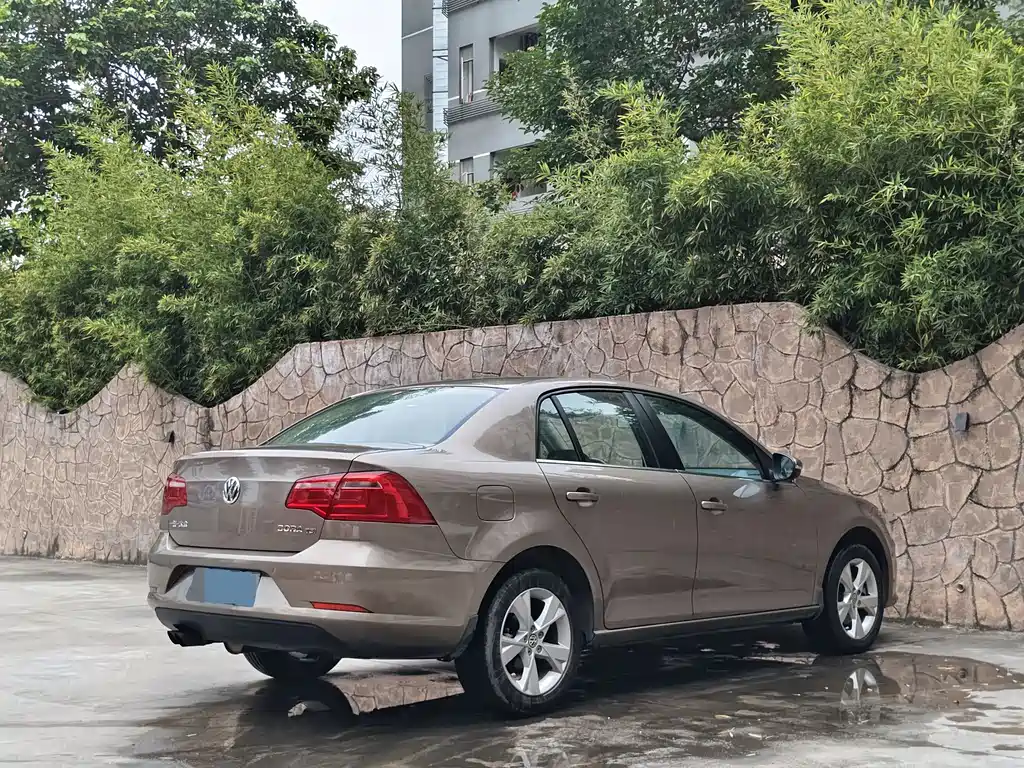 Volkswagen Bora 2013 1.4T AT Comfort