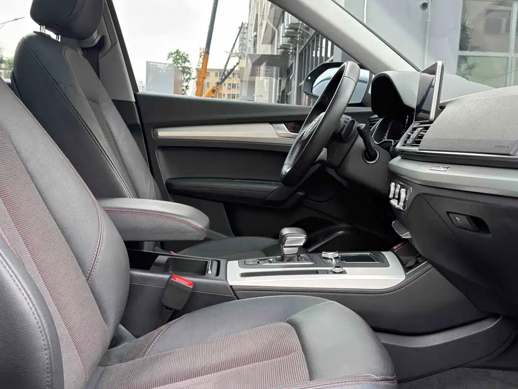 Audi Q5L — миниатюра 14