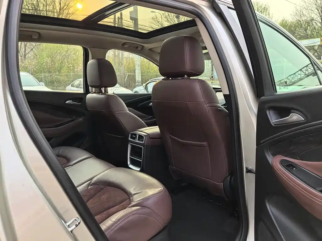 Buick Envision Plus — фотографии объявления, Фото 15