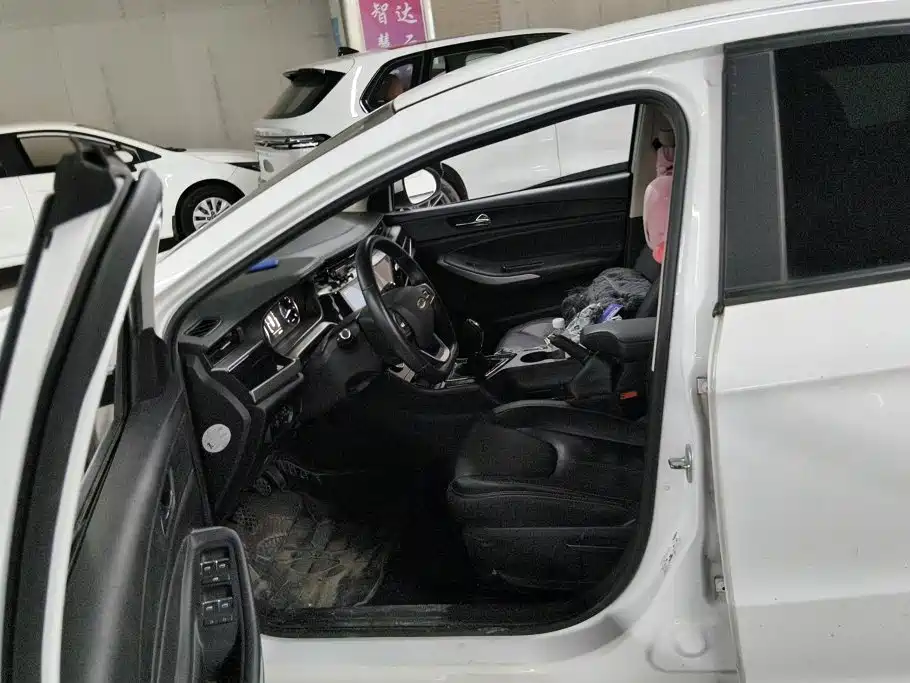 Chery Arrizo 5 — миниатюра 9