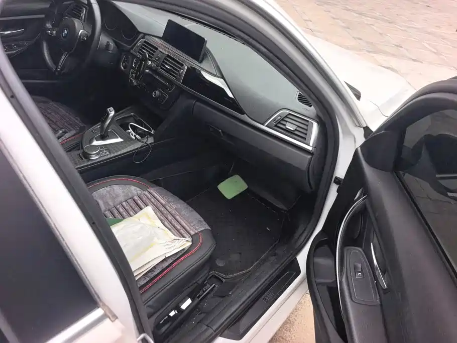 BMW 3 Series — миниатюра 8