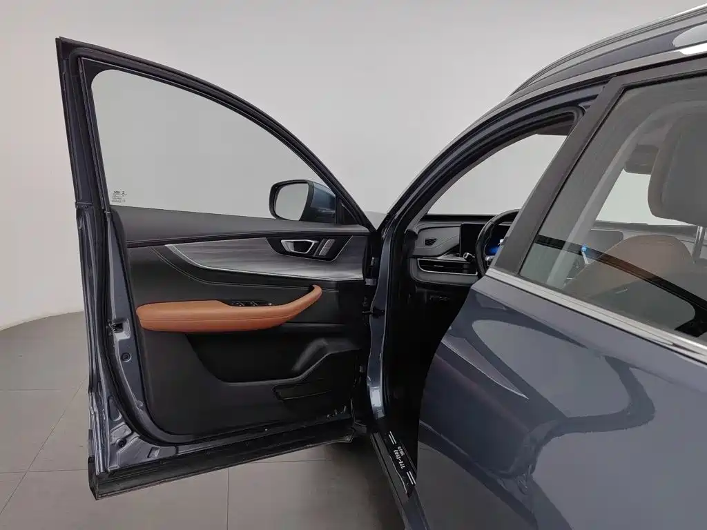 Chery Tiggo 8 PLUS — миниатюра 8