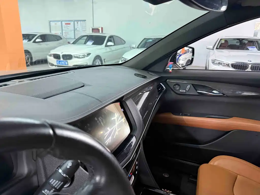 Cadillac CT6 — миниатюра 11