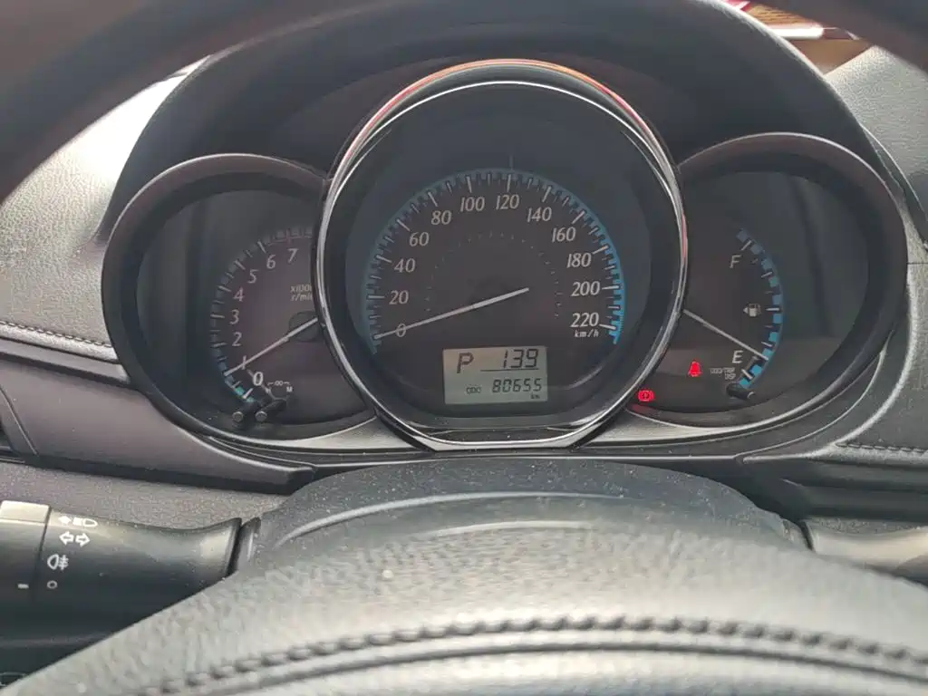 Toyota Yaris L — миниатюра 12