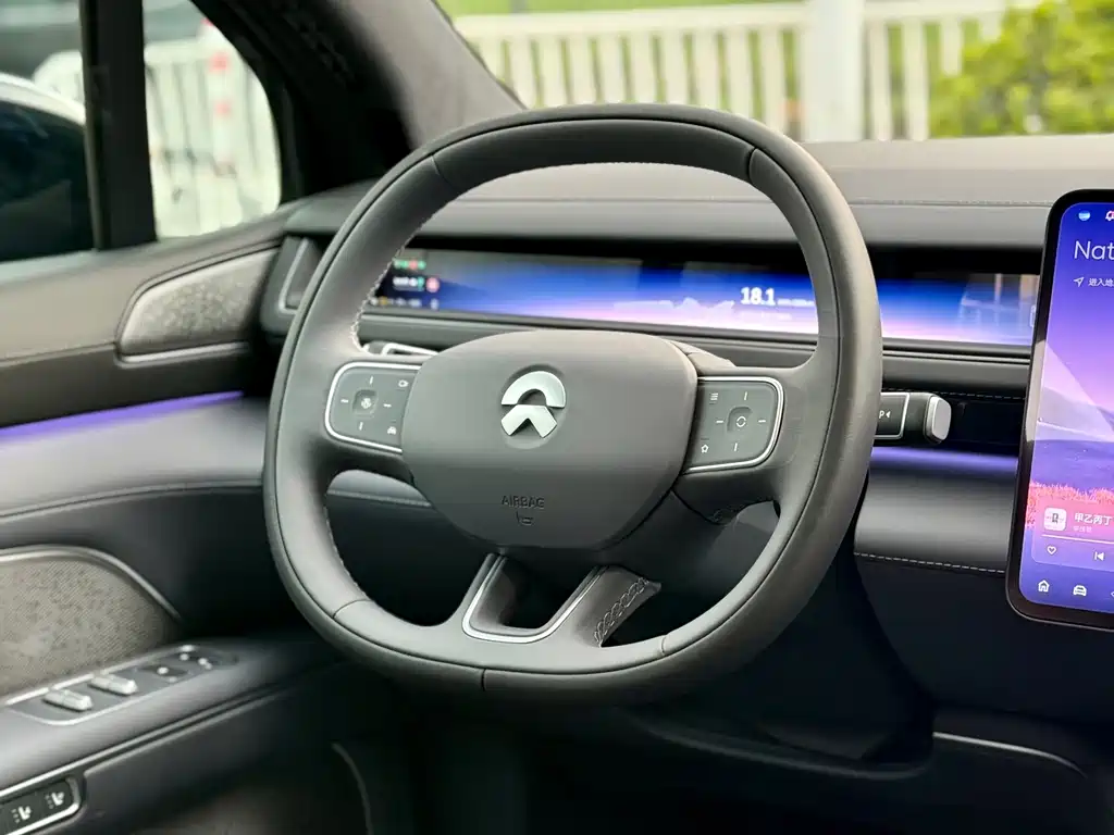 NIO ES8 — миниатюра 11