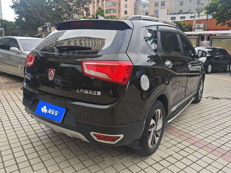 Baojun 560 2015 1.8L MT Luxury