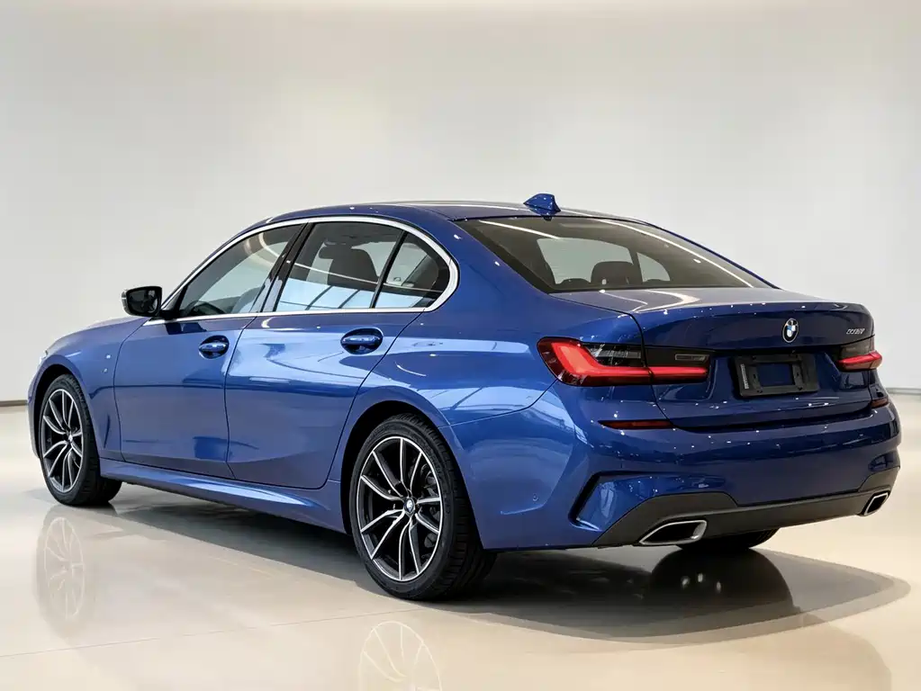BMW 3 Series — миниатюра 4