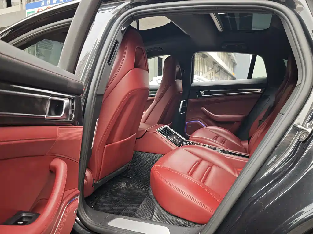 Porsche Panamera — миниатюра 7